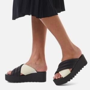 SOREL Womens 8.5 Cameron Puff Platform Slide Sandal Leather Black White Flatform